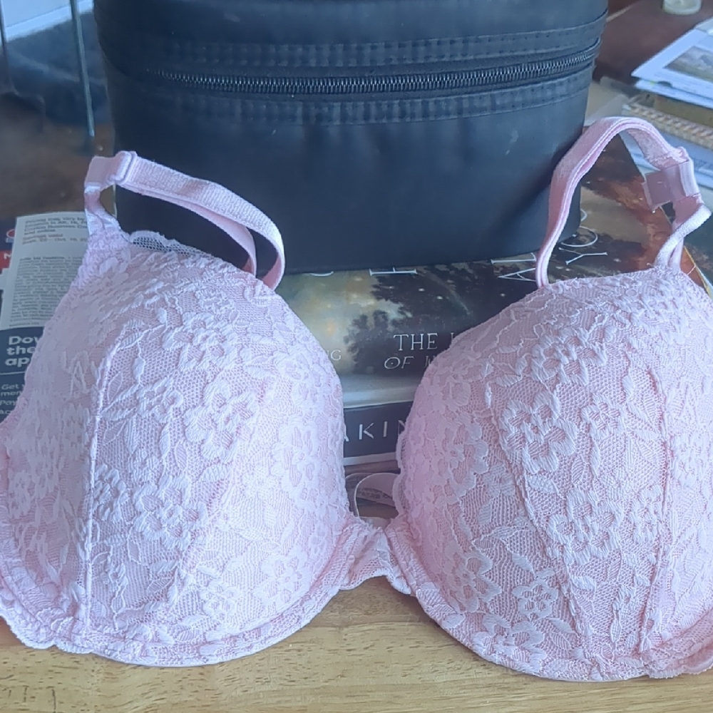Victoria's Secret Light Pink Demi Lace Bra